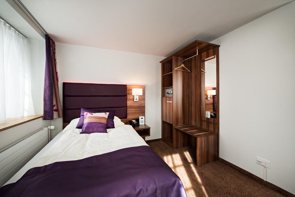 Gasthof Zum Hecht Fehraltorf Habitación foto